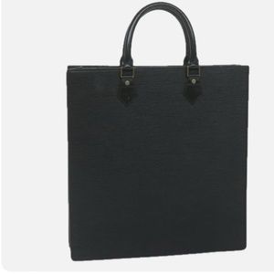 Louis Vuitton Sac Plat